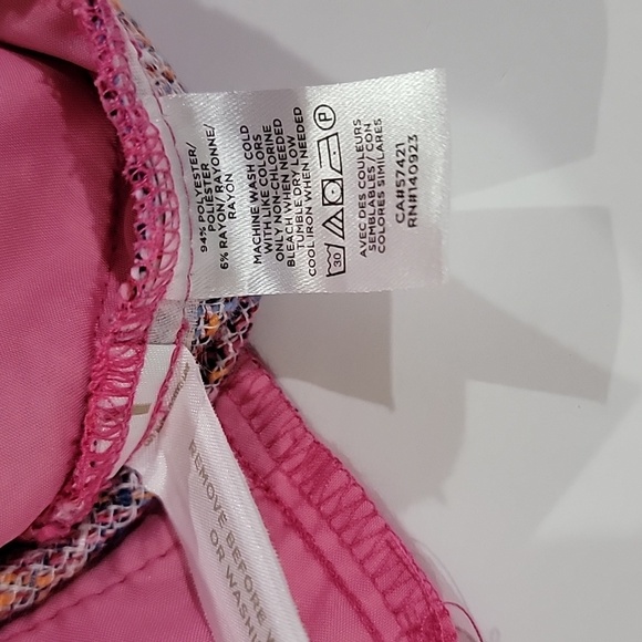 Loft Riviera Pink tweed herringbone boucle shorts size 10P - Picture 9 of 9